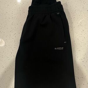 Abercrombie & Fitch active wear